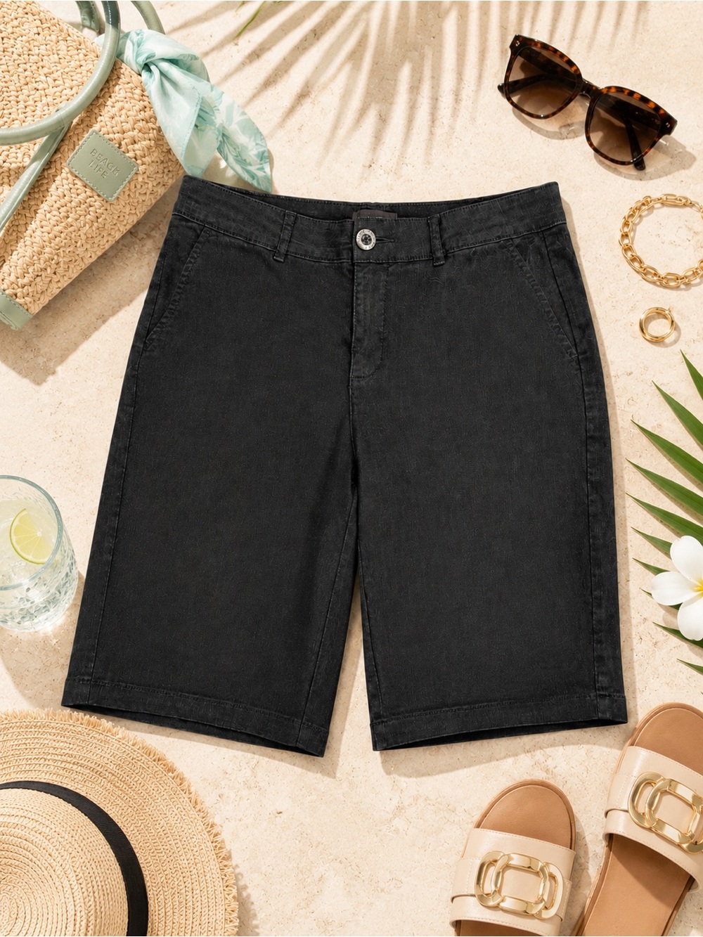 Like New | NYDJ Soft Black Linen Blend LiftXTuck Bermuda Shorts | Size 6